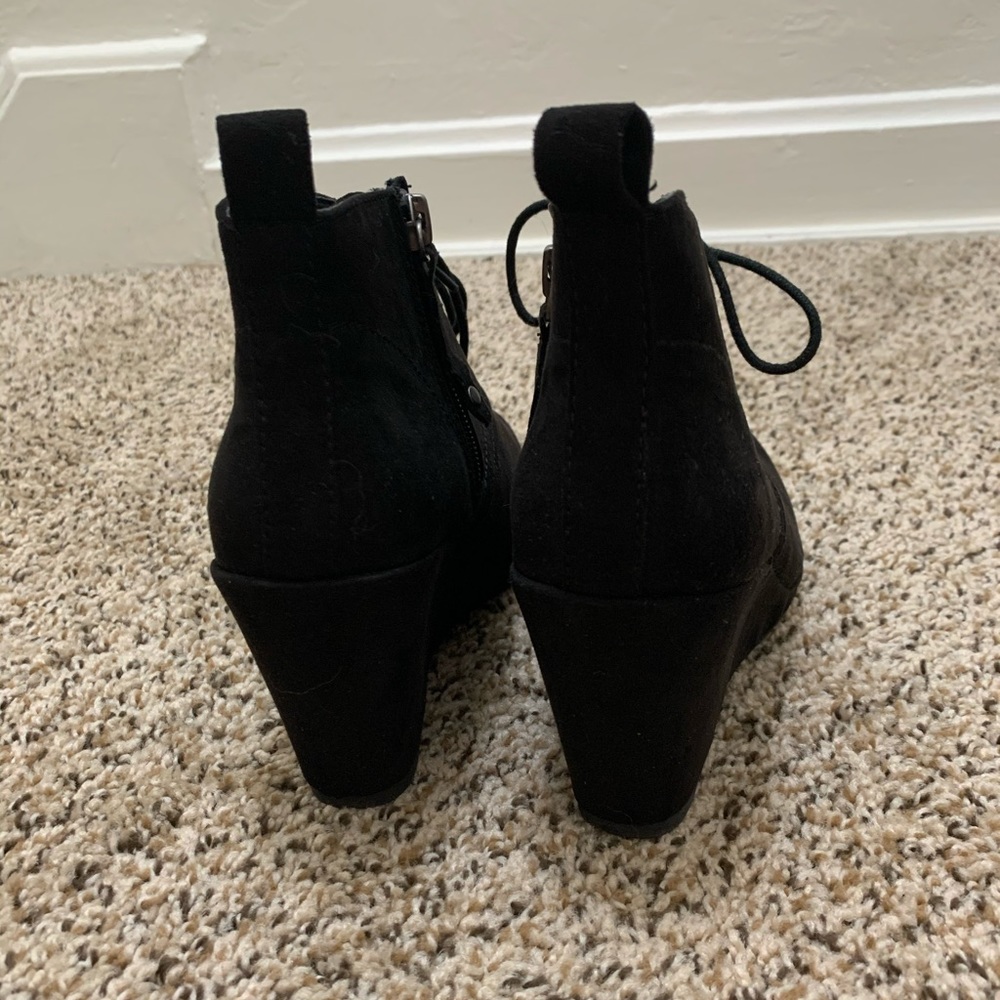 DV wedge heel ankle Bootie Black